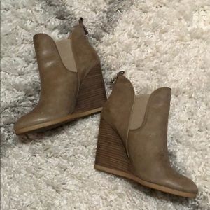 Coach Farah boots